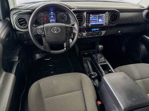 Used 2022 Toyota Tacoma SR AWD/4WD image 17