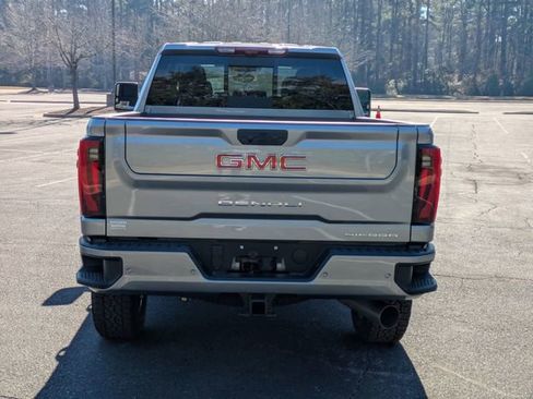 New 2026 GMC Sierra 2500 Denali w/ Denali Reserve Package AWD/4WD image 4