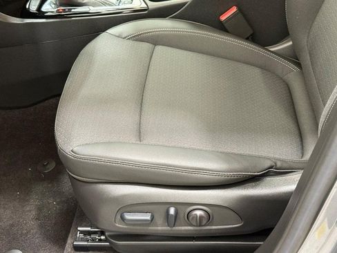 Used 2023 Buick Encore GX Select w/ Experience Buick Package image 20