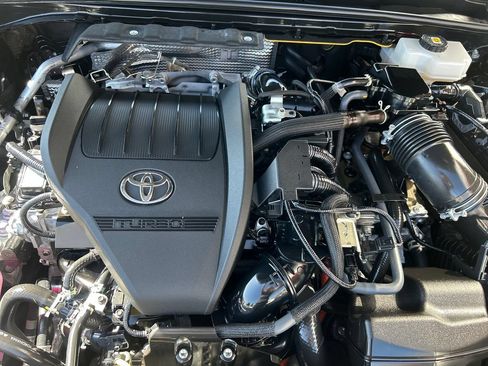 Certified 2025 Toyota Crown Platinum AWD/4WD image 23