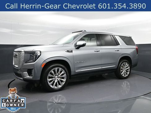 Used 2024 GMC Yukon Denali w/ LPO, Floor Liner Package image 3