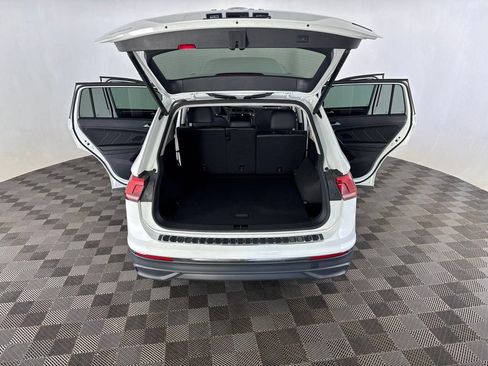 Used 2024 Volkswagen Tiguan Wolfsburg Edition AWD/4WD image 17