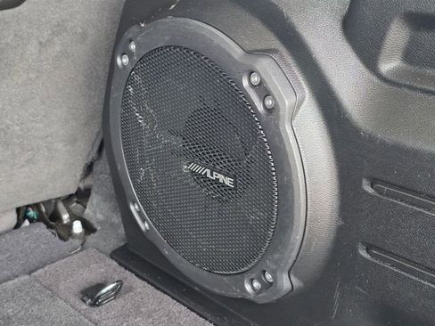 Used 2023 Jeep Wrangler Unlimited Rubicon image 14