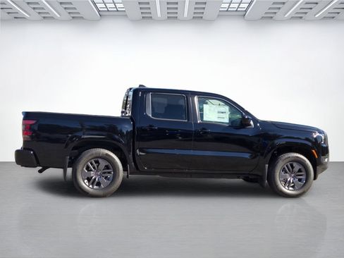 New 2026 Nissan Frontier SV w/ SV Convenience Package RWD image 3