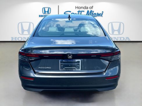 New 2025 Honda Accord SE image 5