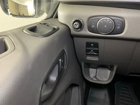 New 2026 Ford Transit 250 148 Medium Roof w/ Load Area Protection Package image 18