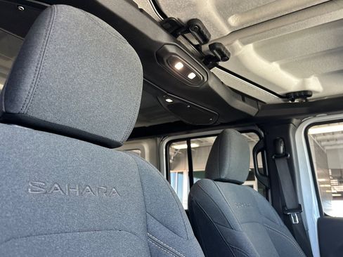 Certified 2024 Jeep Wrangler Unlimited Sahara AWD/4WD image 17