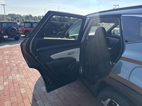 Used 2022 Hyundai Tucson SEL w/ Convenience Package FWD image 27