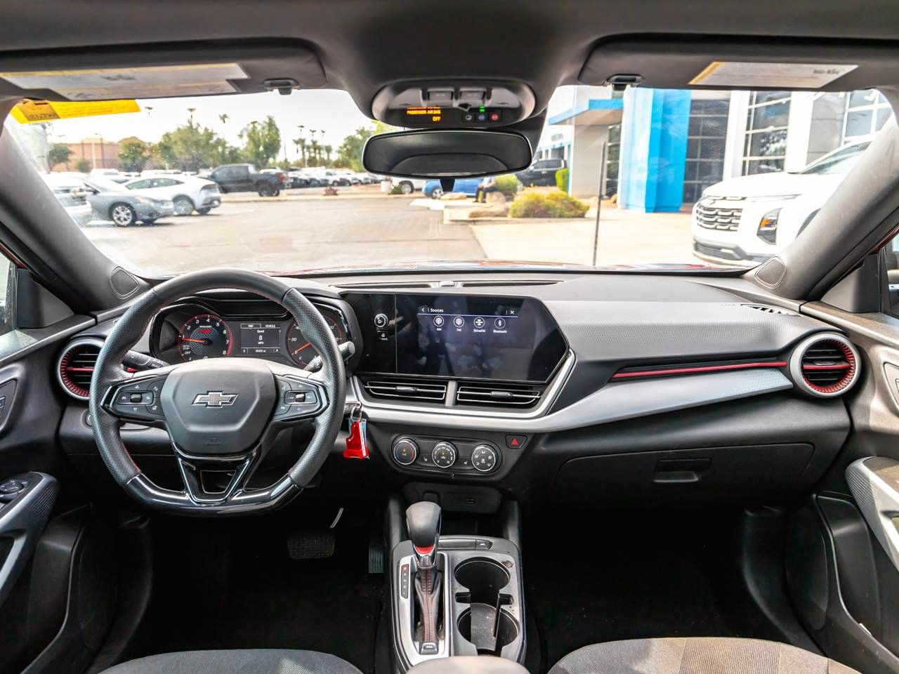 Used 2024 Chevrolet Trax RS w/ Sunroof Package FWD image 10