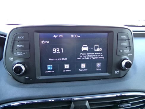 Used 2020 Hyundai Santa Fe SE FWD image 9