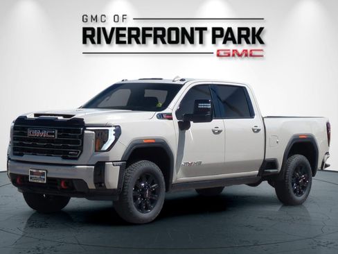 Used 2026 GMC Sierra 2500 AT4 w/ AT4 Premium Plus Package AWD/4WD image 7