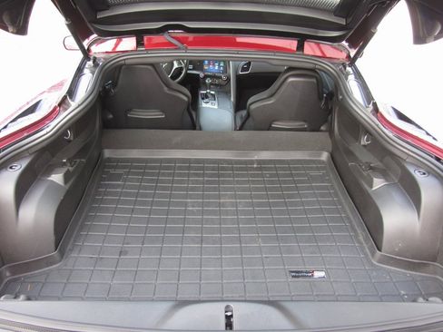 Used 2019 Chevrolet Corvette Stingray image 18