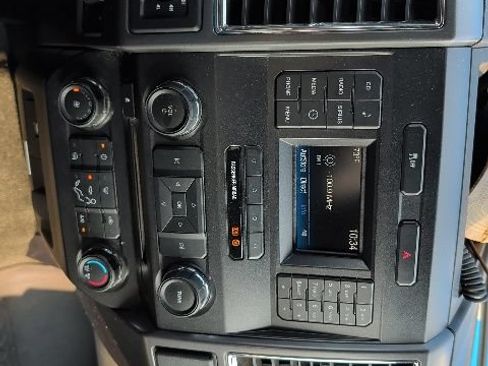 Used 2017 Ford F250 XLT AWD/4WD image 25