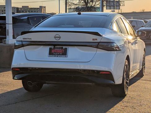 New 2026 Nissan Sentra SR FWD image 4