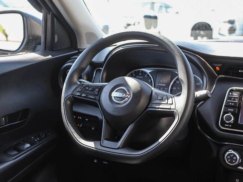 Used 2024 Nissan Kicks S FWD image 15