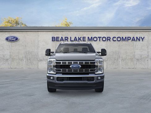 New 2026 Ford F350 XLT image 6