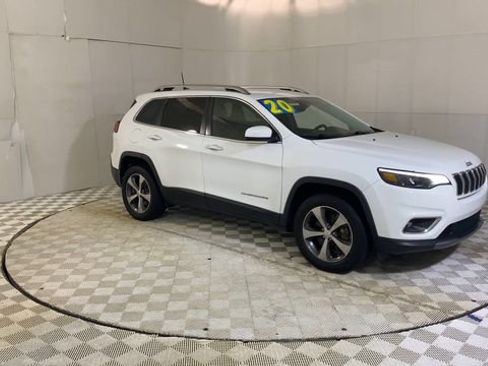 Used 2020 Jeep Cherokee Limited AWD/4WD image 2
