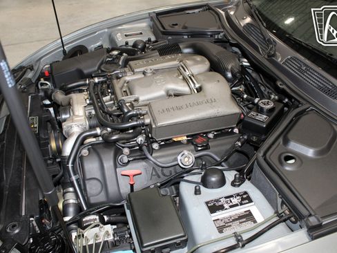 Used 2004 Jaguar XK8 Convertible image 9