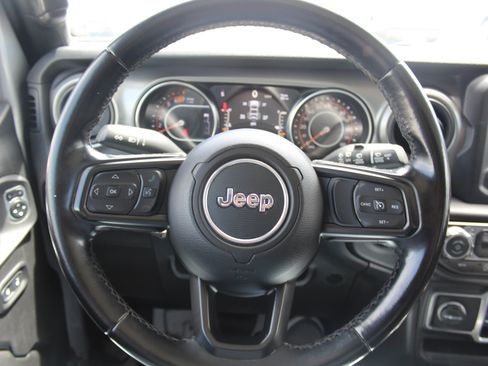 Used 2021 Jeep Wrangler Unlimited Sport AWD/4WD image 7