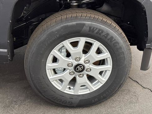 New 2026 Toyota Tacoma SR5 image 32