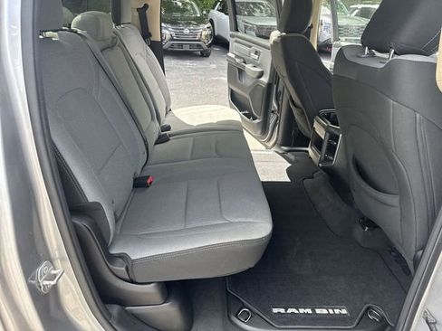 Used 2019 RAM 1500 Big Horn AWD/4WD image 11