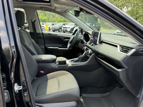 Used 2023 Toyota RAV4 XLE w/ Convenience Package AWD/4WD image 12