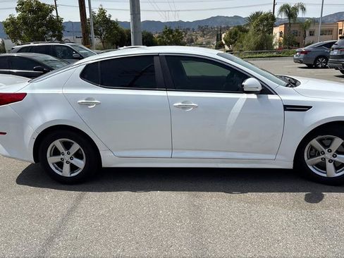 Used 2015 Kia Optima LX w/ LX Convenience Package image 4