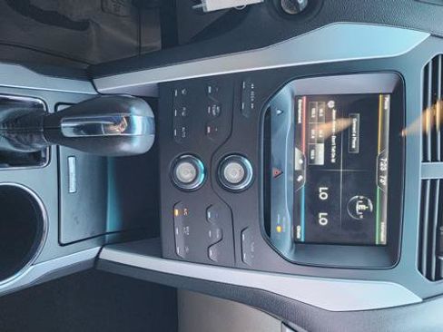 Used 2011 Ford Explorer XLT w/ 201A Rapid Spec Order Code FWD image 22