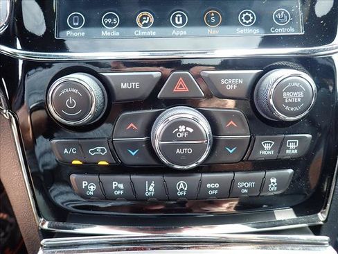 Used 2020 Jeep Grand Cherokee High Altitude AWD/4WD image 24