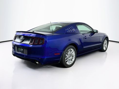 Used 2013 Ford Mustang Premium RWD image 9