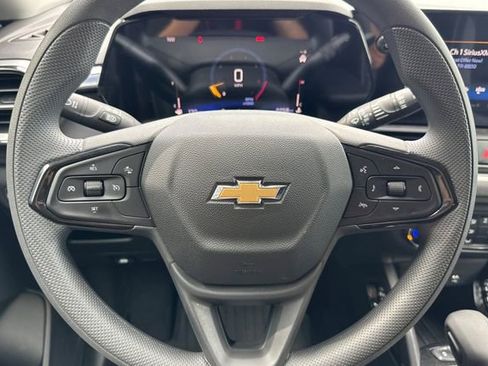 Used 2026 Chevrolet TrailBlazer LS w/ LS Convenience Package image 33