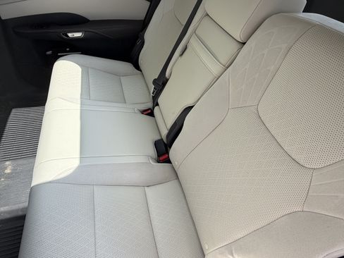 Used 2024 Lexus RX 350 w/ Convenience Package AWD/4WD image 30