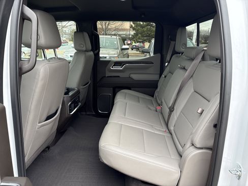 Used 2023 GMC Sierra 1500 SLT w/ SLT Premium Plus Package image 13