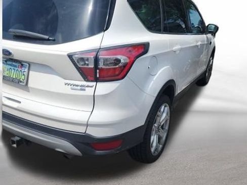 Used 2017 Ford Escape Titanium w/ Equipment Group 301A AWD/4WD image 3