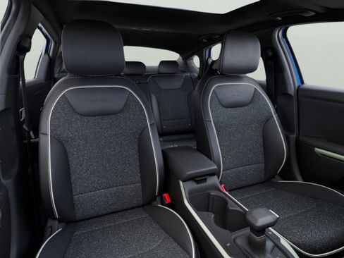 New 2025 Kia K4 GT-Line w/ GT-Line Premium Package image 15