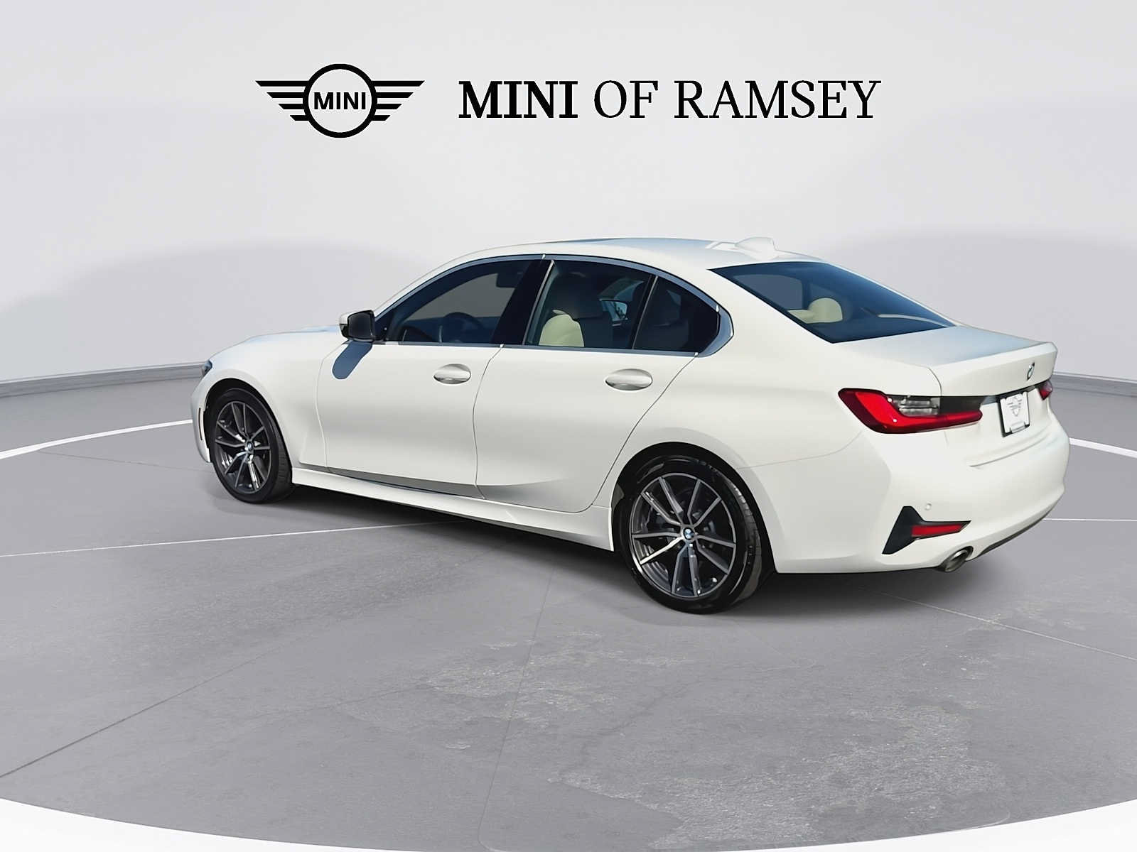 Used 2020 BMW 330i Sedan w/ Convenience Package RWD image 6