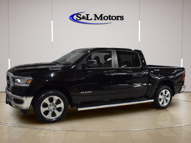 Used 2023 RAM 1500 Big Horn AWD/4WD image 3