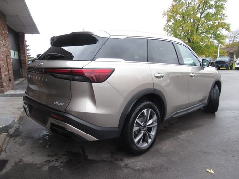 Used 2023 INFINITI QX60 Luxe image 11