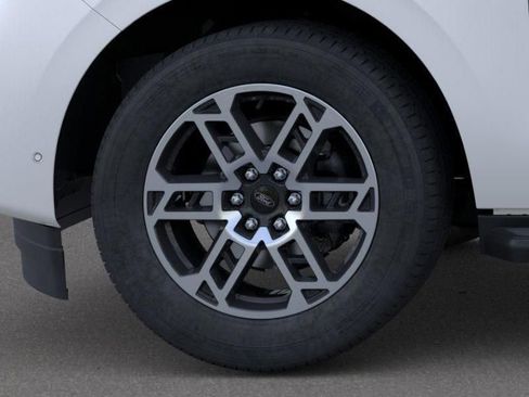 New 2026 Ford Expedition Active image 19