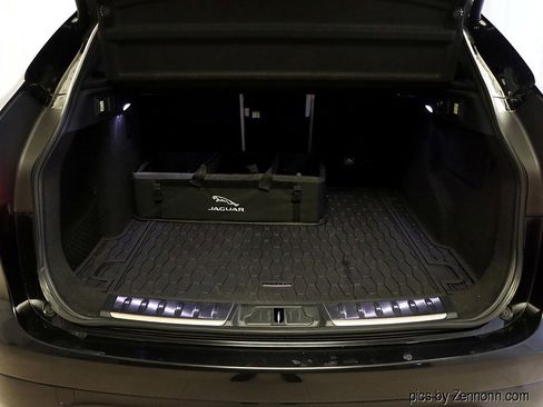 Used 2020 Jaguar F-PACE S image 30