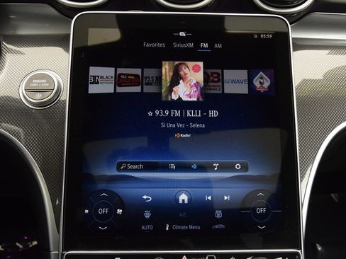 Used 2025 Mercedes-Benz C 300 4MATIC Sedan image 27