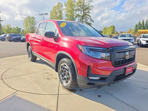 Used 2024 Honda Ridgeline Sport+ image 11