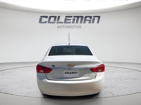 Used 2016 Chevrolet Impala LT FWD image 4