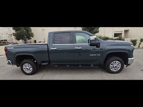 Used 2025 Chevrolet Silverado 2500 LTZ w/ LTZ Convenience Package AWD/4WD image 7