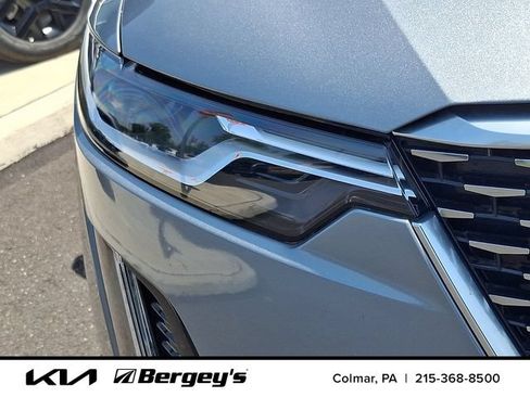 Used 2024 Cadillac XT6 Premium Luxury w/ Technology Package AWD/4WD image 11