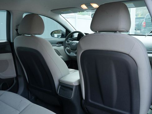 Used 2018 Hyundai Elantra SEL image 60