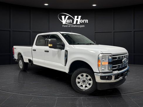 Used 2023 Ford F250 XLT AWD/4WD image 1
