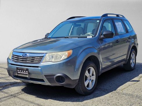 Used 2010 Subaru Forester 2.5X AWD/4WD image 7