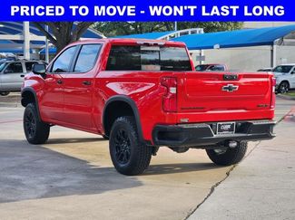 Used 2025 Chevrolet Silverado 1500 ZR2 w/ Technology Package AWD/4WD video 3