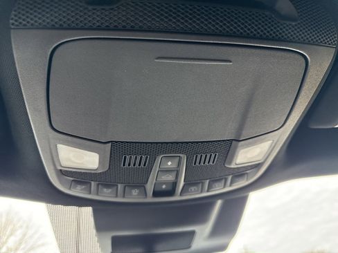 Used 2021 Ford Expedition XLT image 33